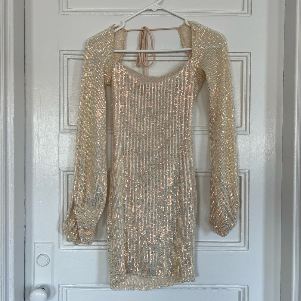 Lucy in the Sky Sparkle Sequin Dress in Champagne XS